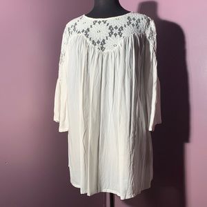 Jodifl NWT White Peasant Blouse
